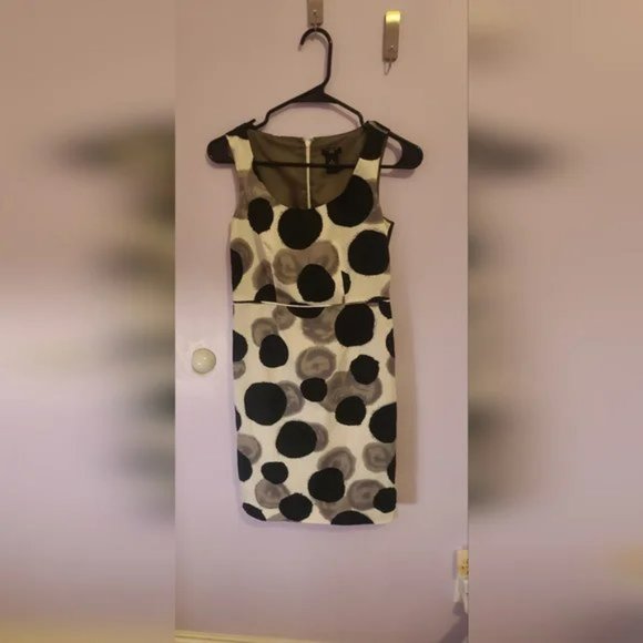 Ann Taylor Sheath Dress 0P White, grey and black absract floral print EUC - Picture 5 of 5